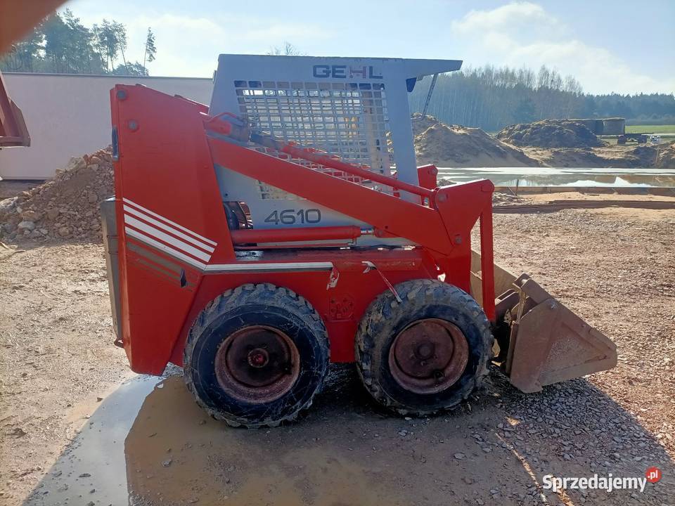 Miniladowarka Gehl 4610 bobcat poziomowanie Pierzchnica sprzedam