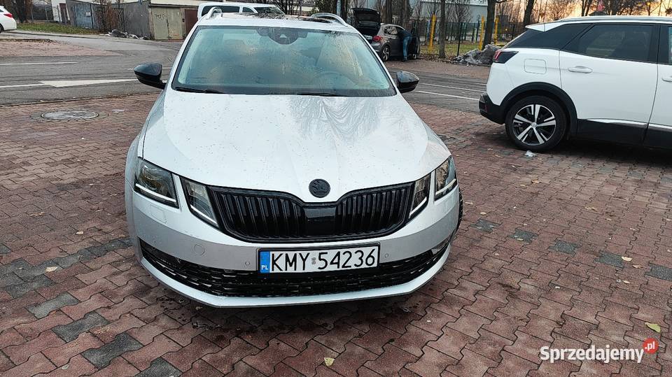Octavia 3 bogate wyposażenie nieuszkodzony Kraków
