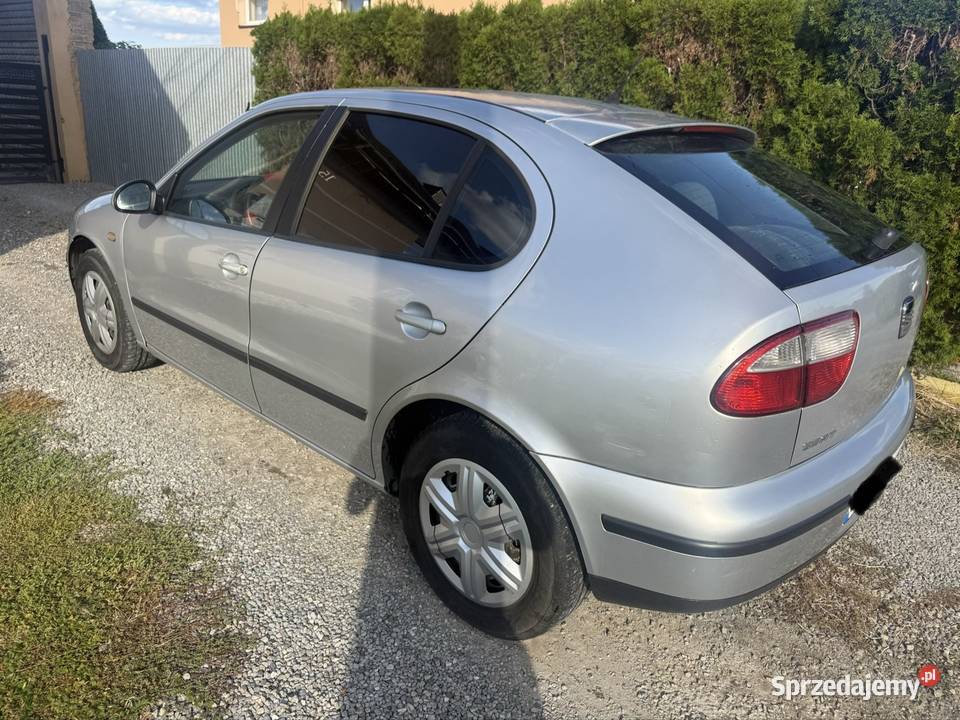 Seat Leon lift 16SR 2004R 250 przebiegu Rok produkcji 2004 Bodzentyn sprzedam