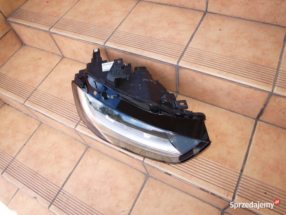 Audi A4 B8 lampa prawa przód zwykła 2012 2015r Kalisz