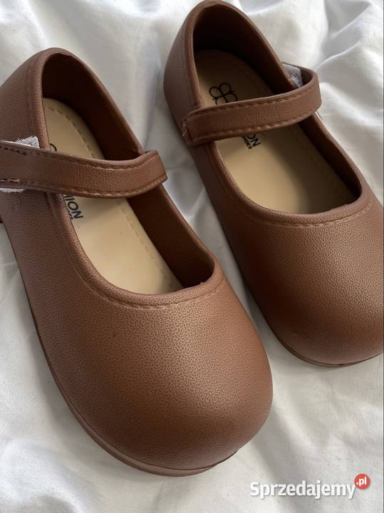 Baleriny dziewczęce r26 17 nowe brązowe Gumy pomorskie