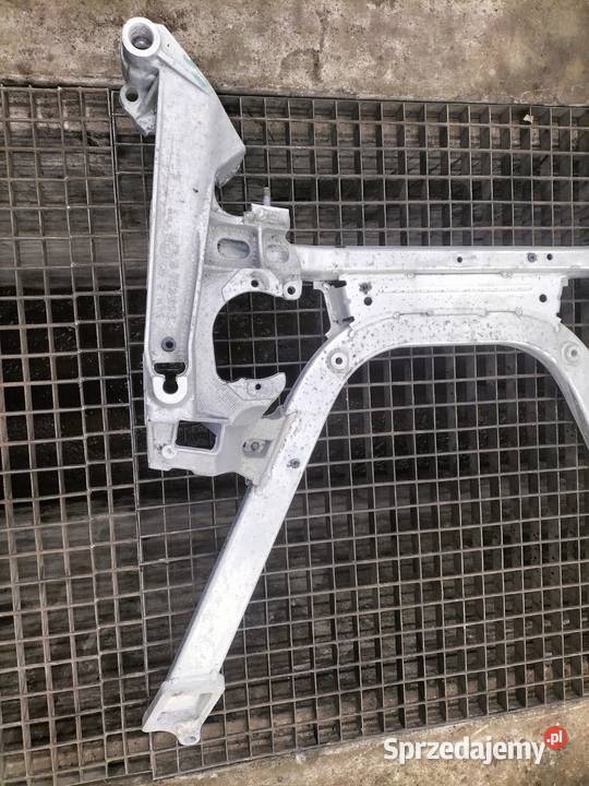 Belka zawieszenia przedniego BMW E65 E66 Poręba
