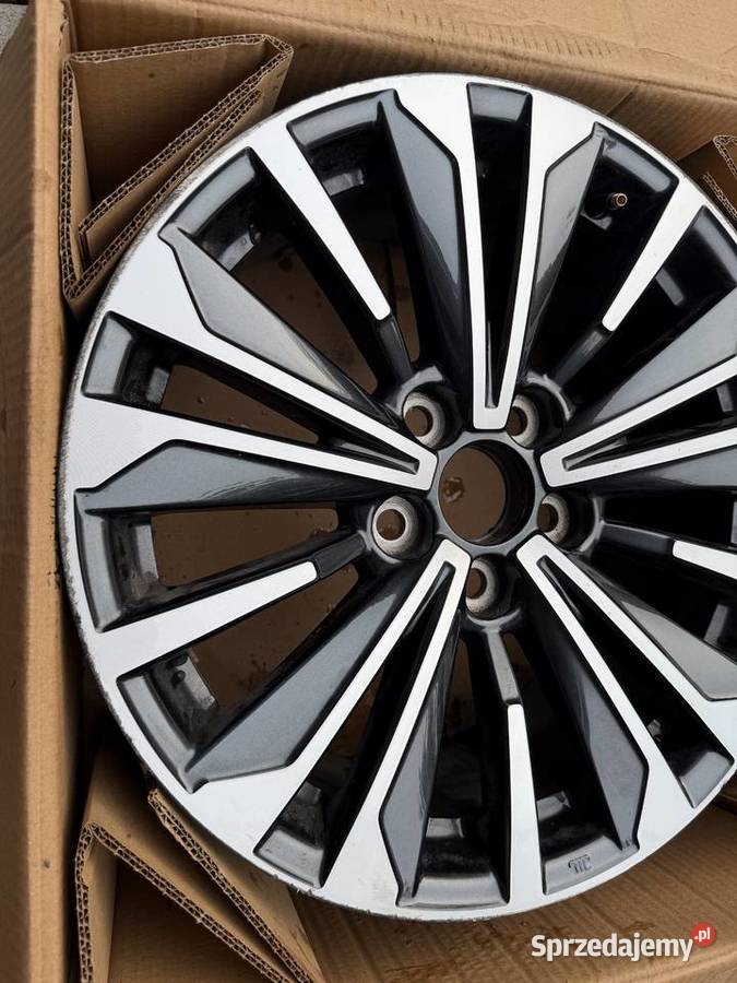 Oryginalna Felga 17 Toyota Corolla 2024 Historia małopolskie sprzedam