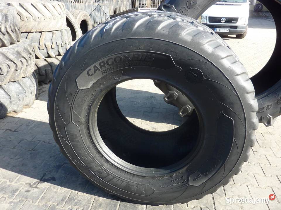 Opona używana rolnicza 60055R265 MICHELIN Zaścianki