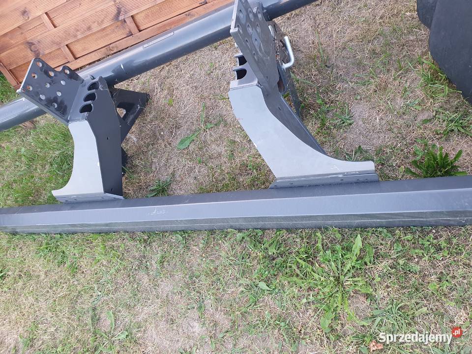 Zderzak belka Mercedes Actros szer 76 i 85 Górno