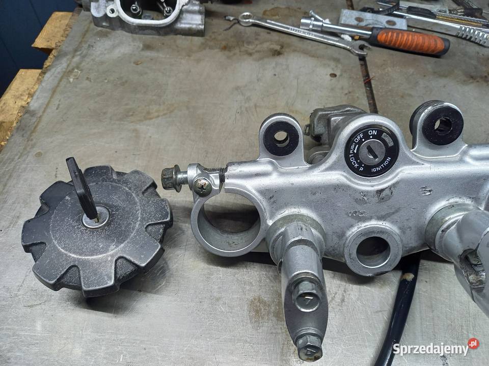suzuki dr 650 stacyjka korek paliwa Koło sprzedam