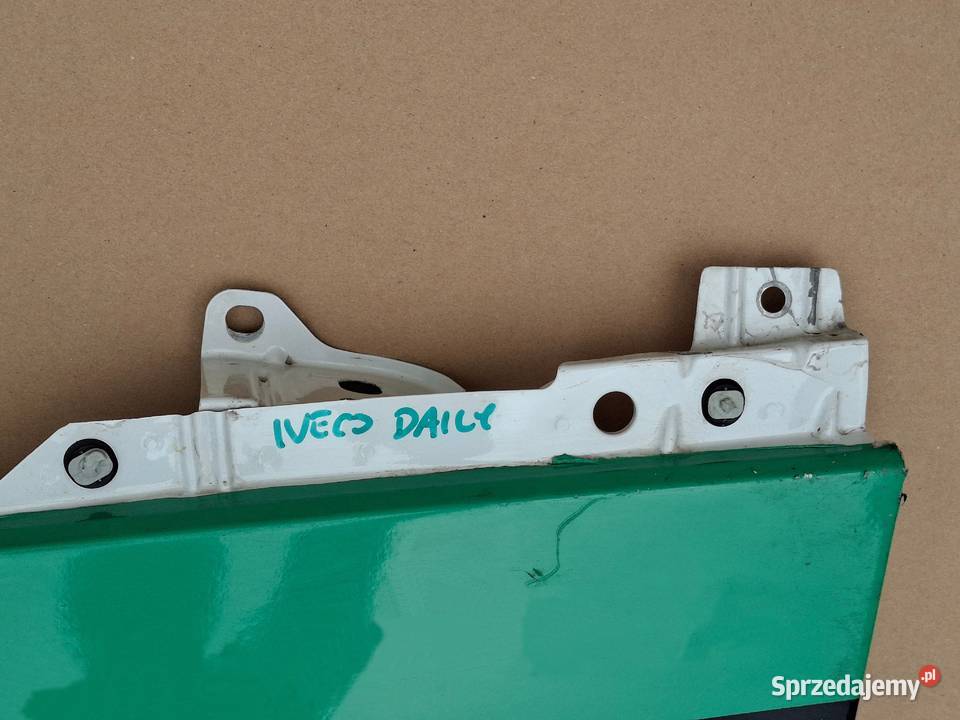 IVECO DAILY 14 BŁOTNIK LEWY PRZÓD PRZEDNI dostawcze Bieleń