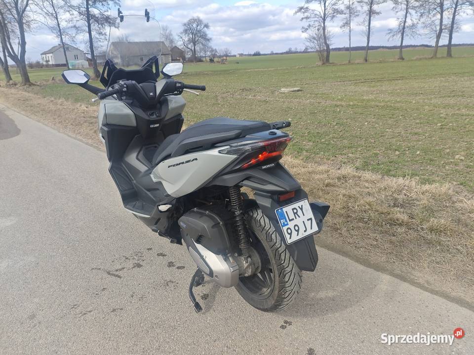 Honda Forza 125 Mochowo