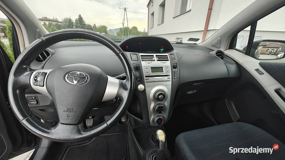 Toyota Yaris II 10 69 169489 Yaris małopolskie Ropica Polska