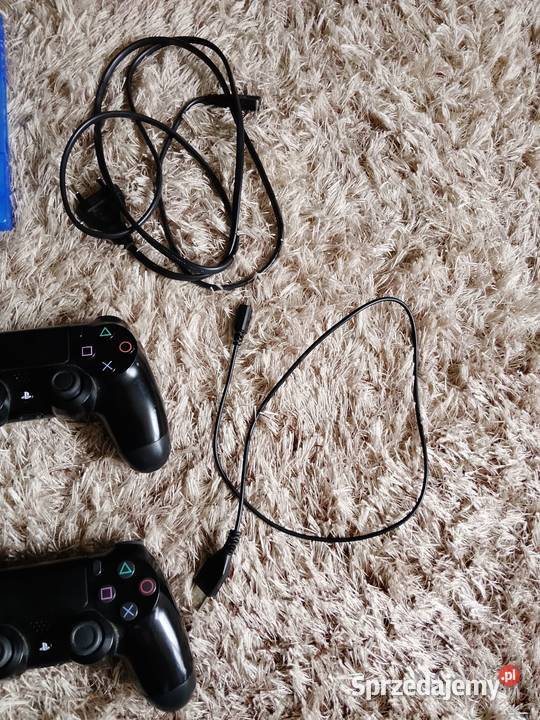 PlayStation 4 FAT 2pady 3gry Piórków sprzedam