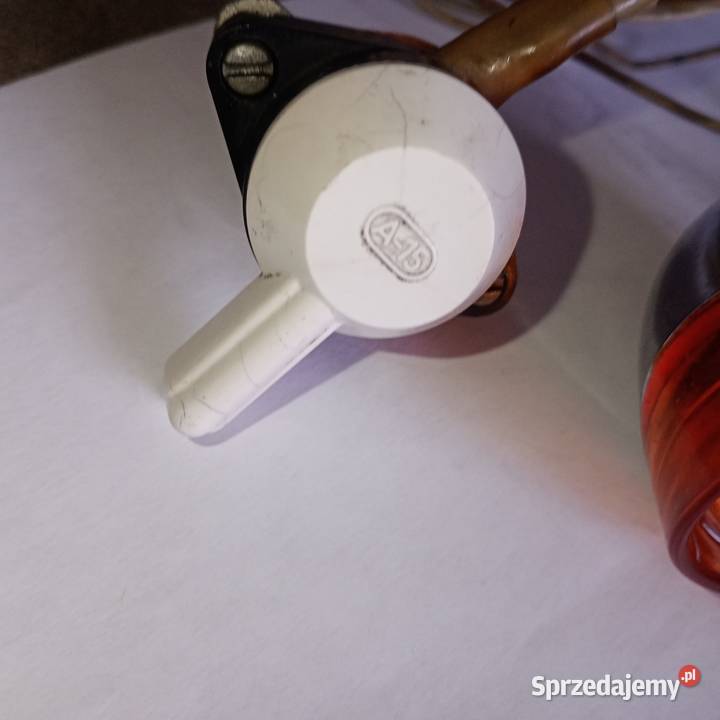 stare kierunkowskazy chyba pierwszego harleya Wrocław