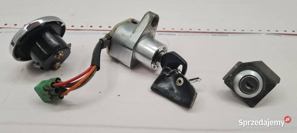 Suzuki Intruder 125 stacyjka kluczyk korek zamki Warszawa