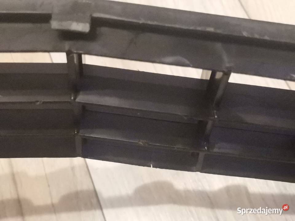 LANCIA YPSILON KRATKA ZDERZAKA PRZÓD 735305937 Międzychód