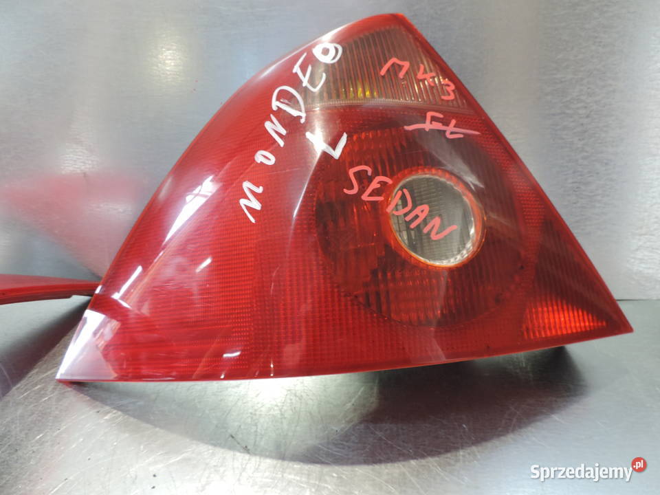 FORD MONDEO MK3 SEDAN LAMPA LEWA TYLNA