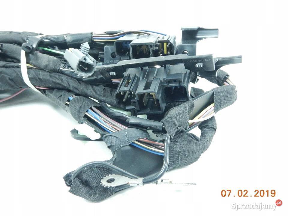 OKABLOWANIE WIĄZKA TYLNEJ KLAPY CHRYSLER TOWN OR osobowe Materiały instalacyjne