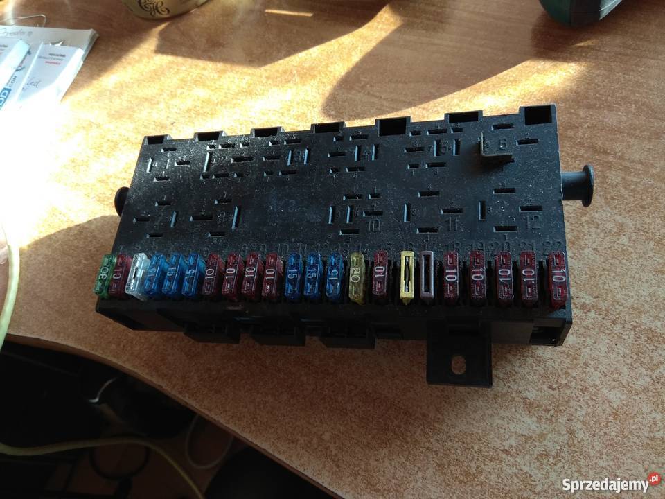 Podstawa bezpieczników i przekaźników Volkswagen Układ elektryczny Układ elektryczny małopolskie Kraków