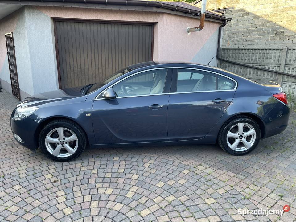 Opel Insignia 18 benzyna klima Hak NOwe Opony