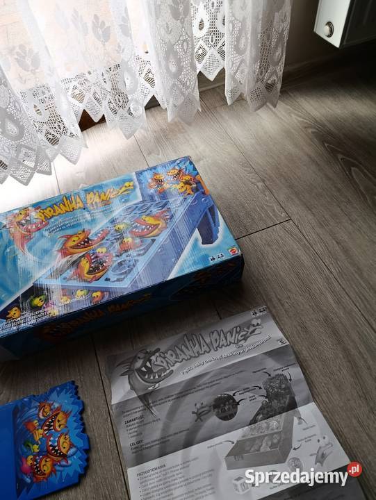 Polowanie na piranie atakujące piranie