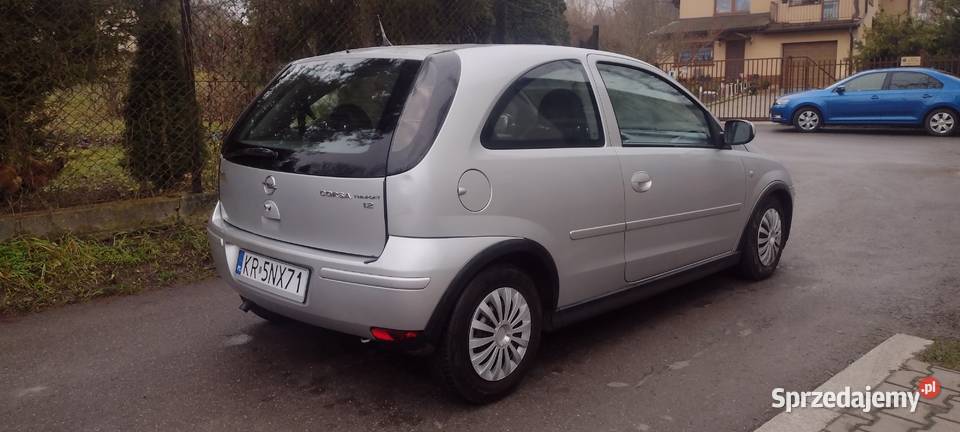 opel corsa 12 16v klimatronik wspomaganie okazja Rok produkcji 2005 Kraków
