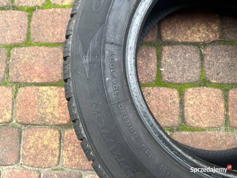 Good Year Cargo UltraGrip 21565 R15C 104102T