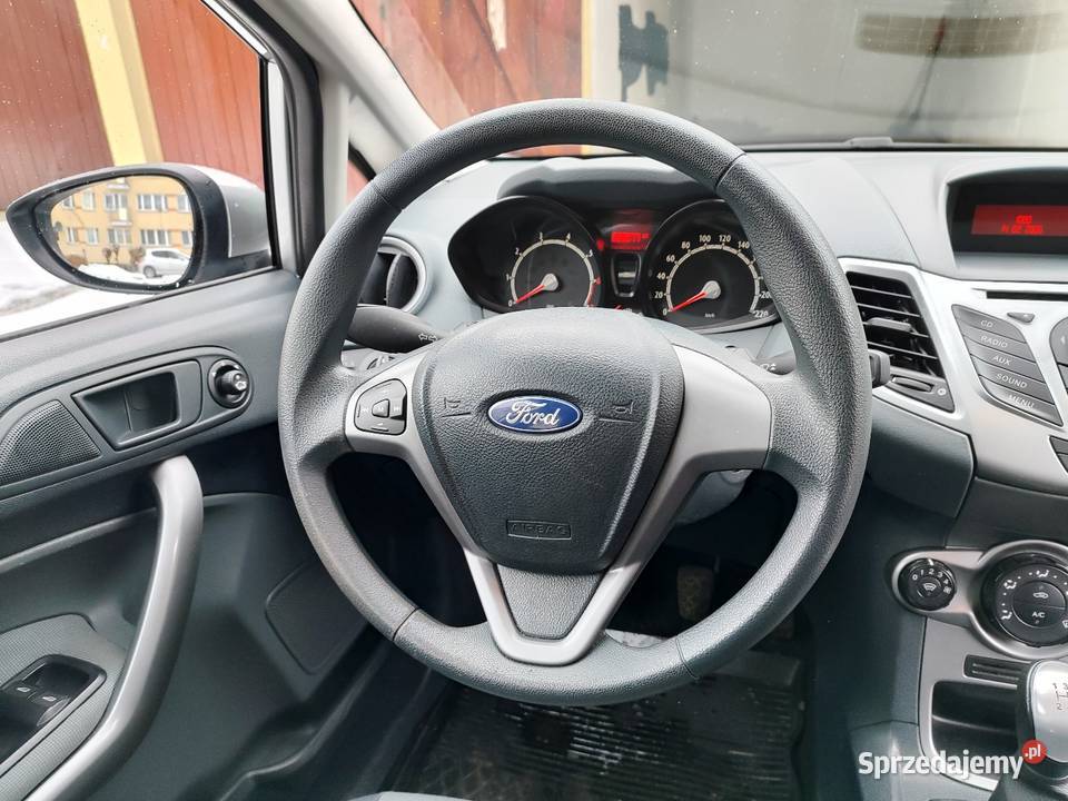 Ford Fiesta 14 benzyna 100 z polskiego salonu I wielofunkcyjna kierownica Grudziądz