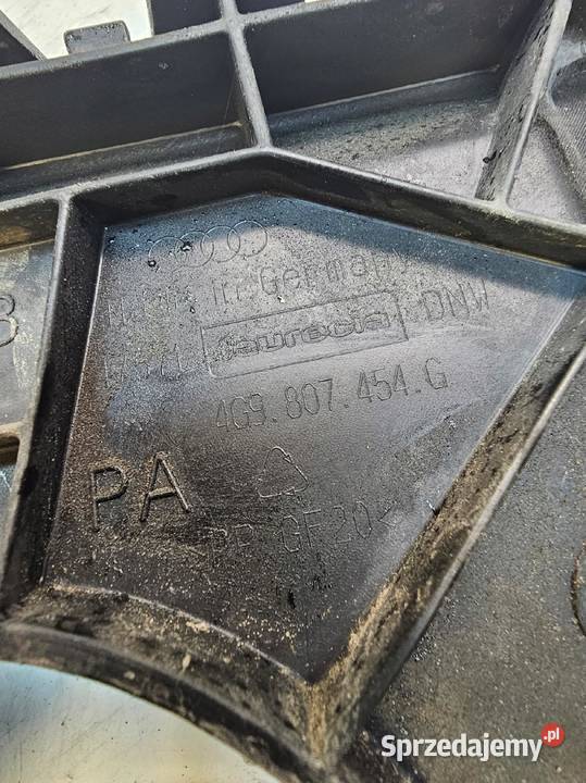 ŚLIZG ZDERZAKA PRAWY TYŁ AUDI A6 C7 AVA Przystajń