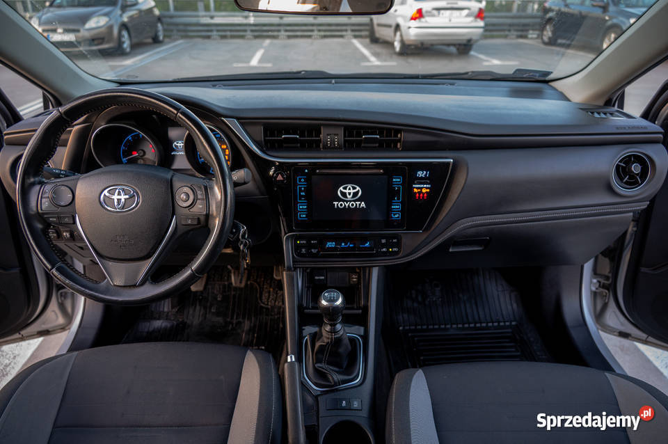 Toyota Auris 16 D4D Premium Biała Podlaska