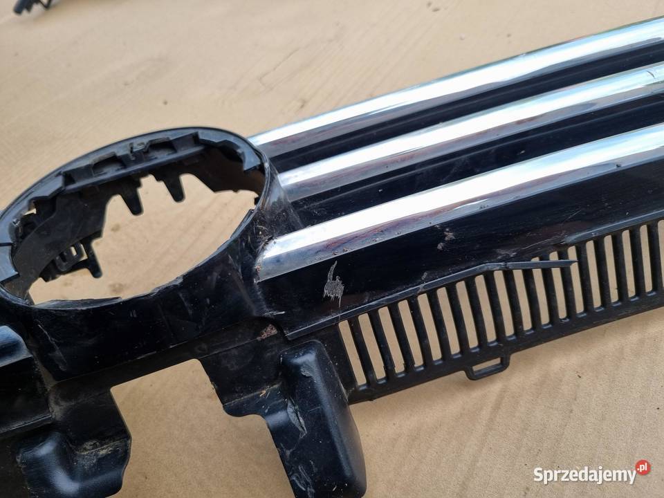 GRILL ATRAPA VW TOURAN II 5TA853653B ITA