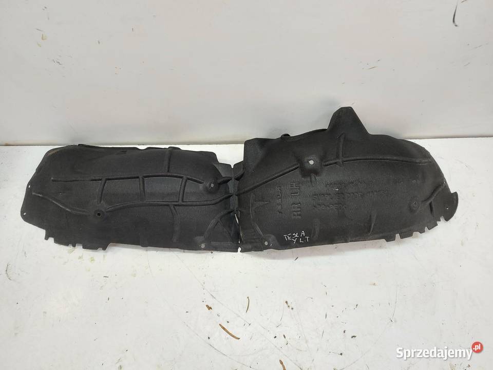 TESLA MODEL Y 2022r NADKOLE LEWE TYŁ osobowe