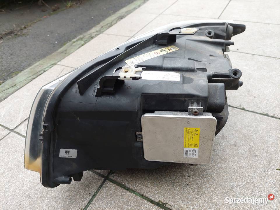 BMW E90 E91 Lampa przód prawa Xenon Europa Bydgoszcz