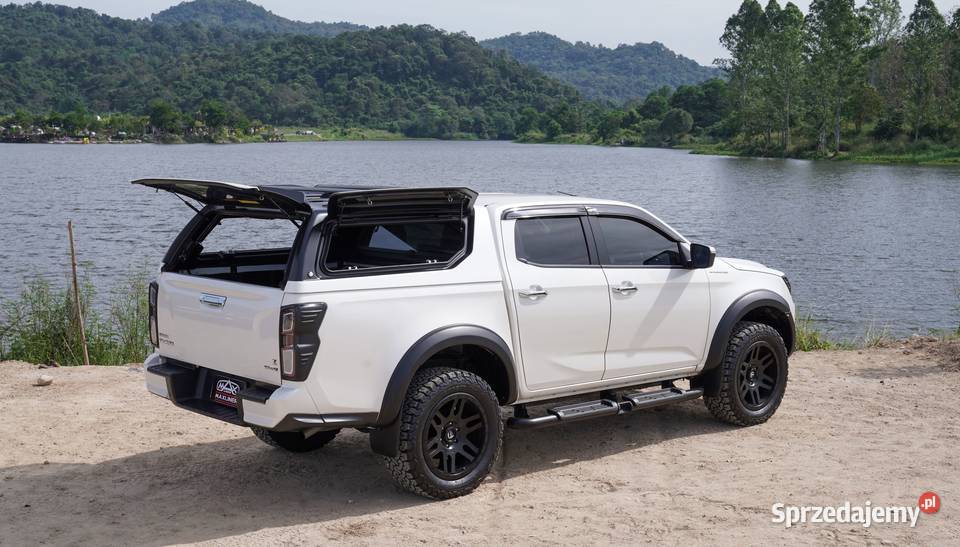 Zabudowa PREMIUM HARDTOP Venture ISUZU D osobowe Pasłęk