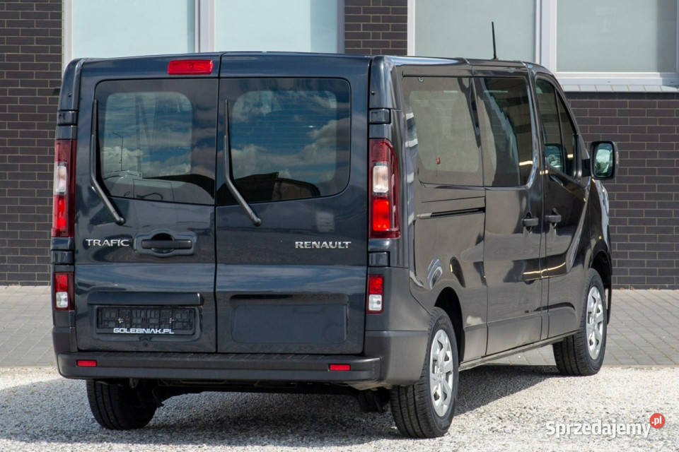 Renault Trafic L2H1 Długi 9 osób 2023r Stan III elektryczne lusterka wielkopolskie Jarocin