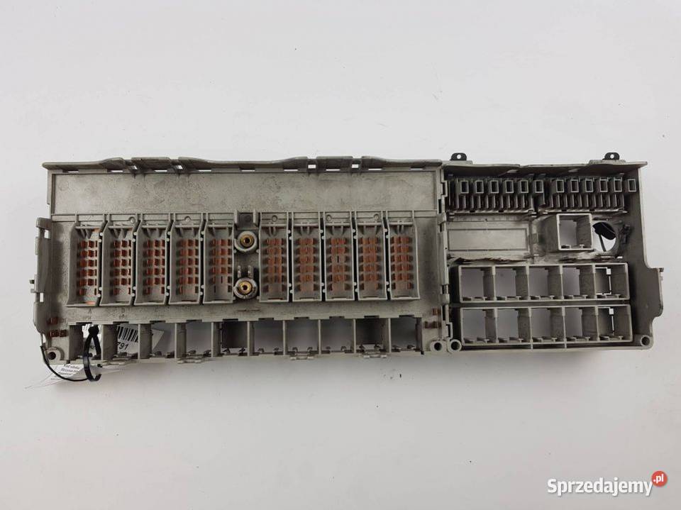 SKRZYNKA BEZPIECZNIKÓW 4445356 R114 Pozostałe