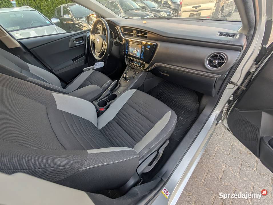 TOYOTA AURIS 18 HYBRYDA sprzedam