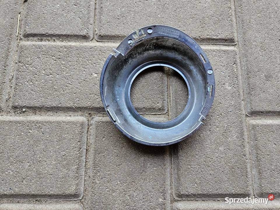 PEUGEOT 307 LIFT RAMKA HALOGENU CHROM PRAWA Międzychód