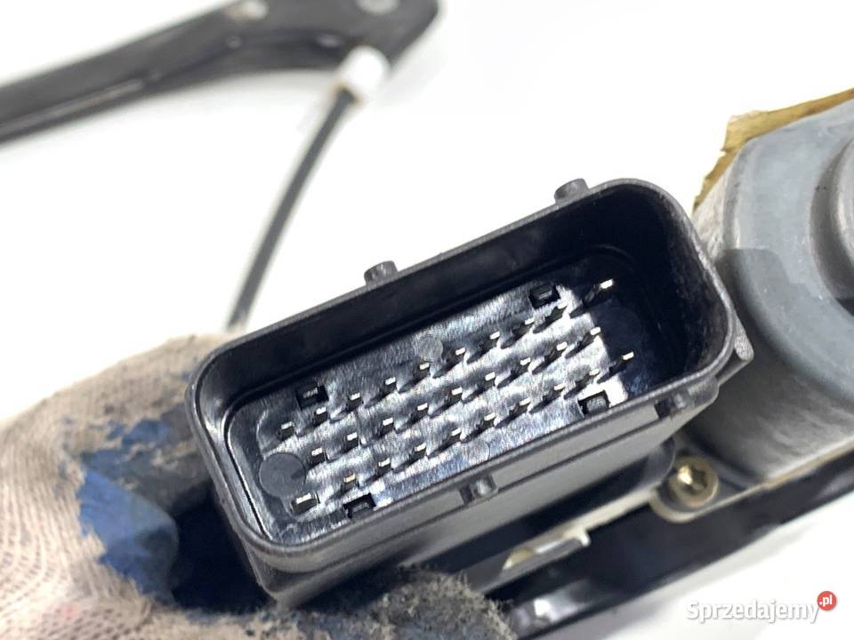 PODNOŚNIK SZYBY PRAWY PRZÓD SEAT LEON I Wyposażenie wnętrza sprzedam