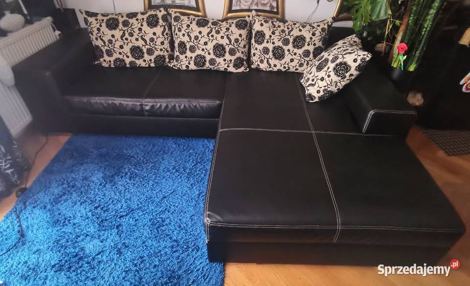 Narożnik z funkcją spania skrzynią