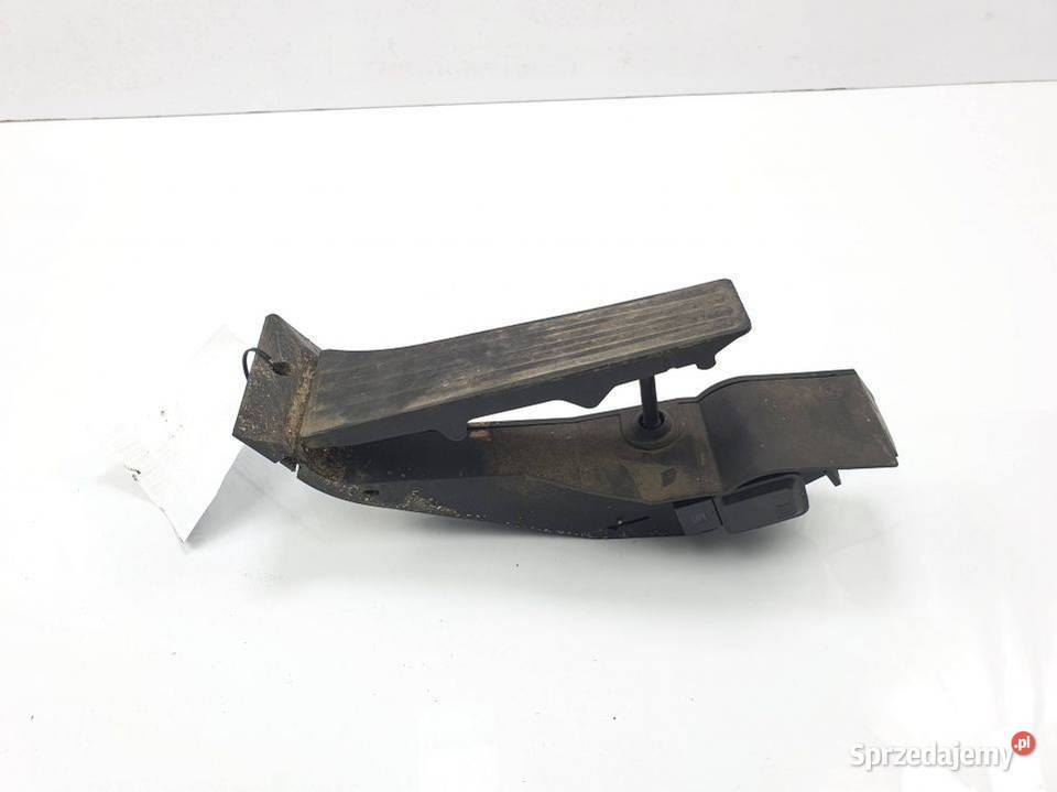 PEDAŁ BMW E61 6766931 Lipno