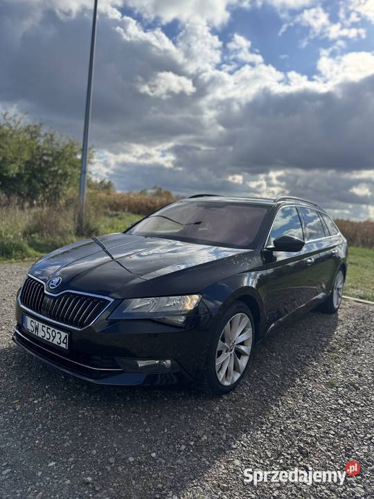 Skoda Superb III 16 TDI 2017 Bogate wyposażenie Świdnik