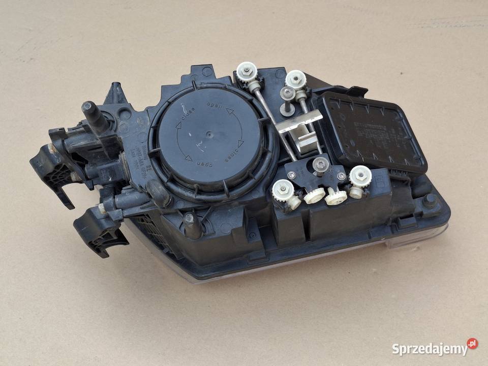 VOLVO FH13 FM REFLEKTOR PRAWY H7 LAMPA PRAWA ciężarowe Motoryzacja lubuskie Bieleń