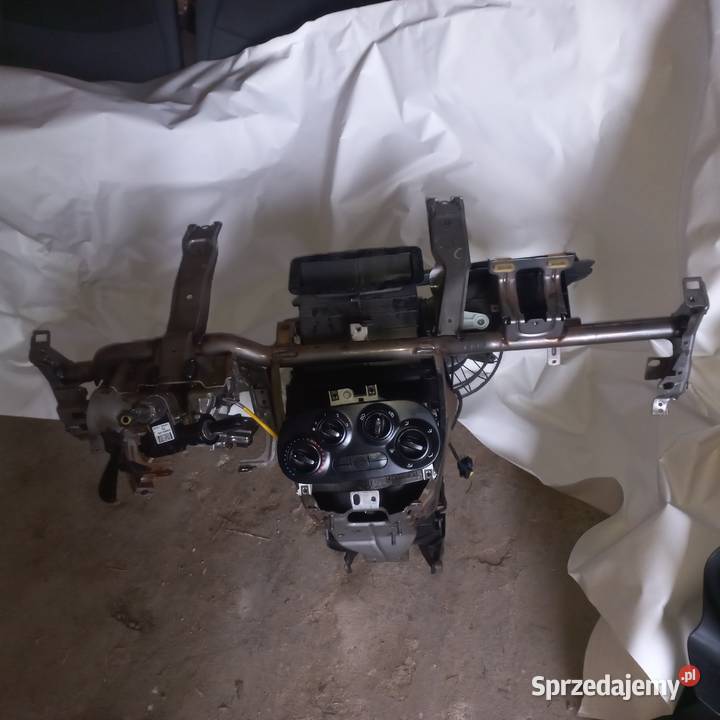 785652095 Sprzedam czesci fiat 500