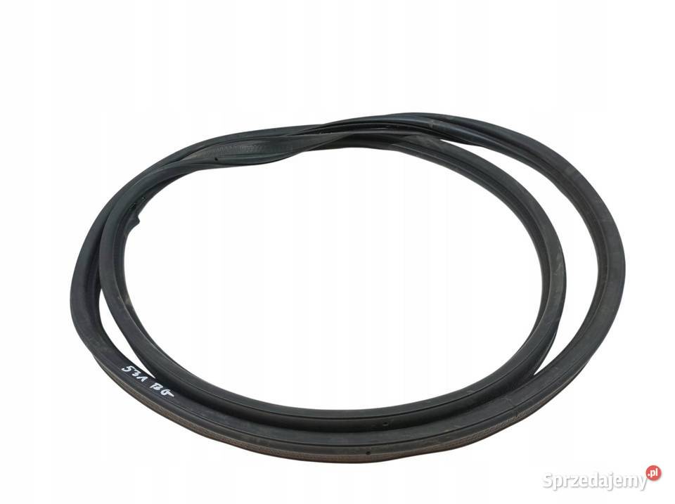 USZCZELKA KLAPY TYŁ BAGAŻNIKA KAROSERYJNA Volvo Części samochodowe