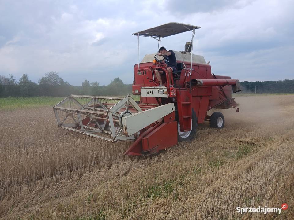 Kombajn zbożowy International IHC 431 31m nieuszkodzony Kombajny łódzkie Bratoszewice
