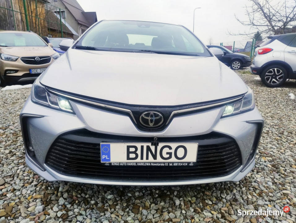 Toyota Corolla 15 125Salon PolskaSerwis ASOVat lakier metallic małopolskie Harklowa sprzedam