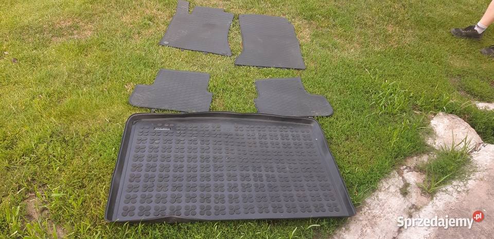 Dywaniki gumowe Mercedes b klasa a246 Rzetnia