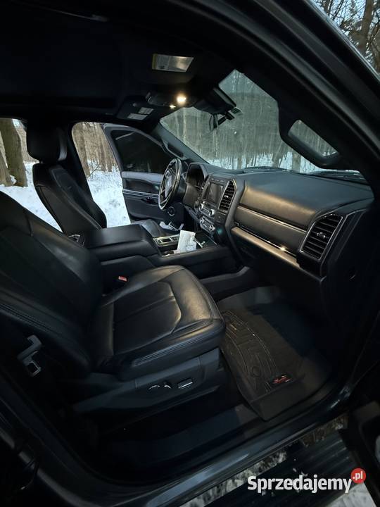 Ford expedition limited 7 osób 300KM