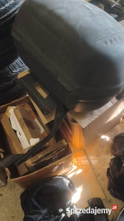 Piaggio x9 stelaż kufer givi komplet sprzedam