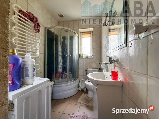 DOM Z DUŻYM POTENCJAŁEM BUDYNKI GOSPODARCZE