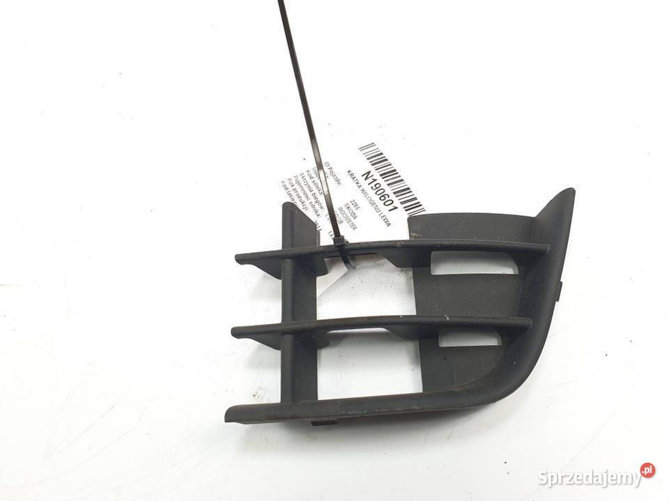 KRATKA HALOGENU LEWA SKODA ROOMSTER 5J0853665A