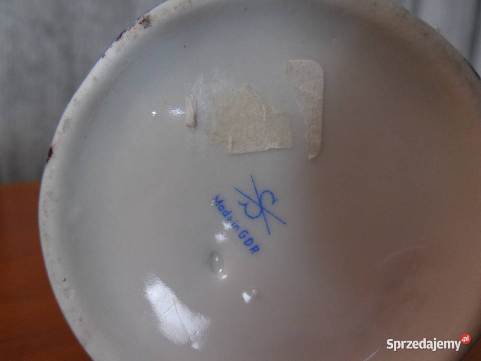 Porcelanowy wazondzbanek GDR Porcelana i szkło wielkopolskie Raszków sprzedam